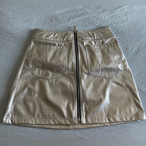 NWOT Tinseltown mini skirt size S - Picture 2 of 3